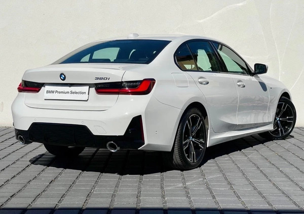BMW Seria 3 cena 209000 przebieg: 19000, rok produkcji 2023 z Zawidów małe 92